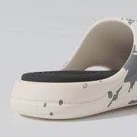 ZHIDA Pantuflas para Hombre EVA Antideslizantes para Interiores Chanclas de Suela Gruesa con Diseño de Graffiti, Sandalias Planas con Estampado de Dibujos Animados para Playa - details 2