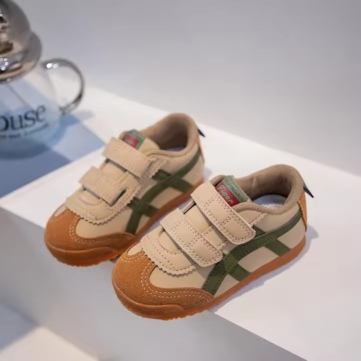 Zapatillas suaves para niños, suelas antideslizantes, calzado deportivo, zapatos escolares cálidos de algodón - 1