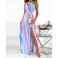 Vestido largo de alta calidad para mujer con abertura alta, textura hueca y hombros oblicuos en degradado de color. - details 7