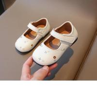 Zapatos de cuero para niños y niñas, zapatillas planas de princesa, versátiles, con flores dulces, fondo suave, antideslizantes, a la moda, novedad de otoño, 2024 - details 5