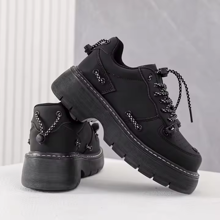 Botas Cortas de Moda 2024 Zapatos Casuales para Mujeres con Suela Gruesa Estilo Coreano Versátil - 1
