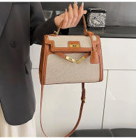 Bolso de mano de empalme de color en contraste de textura premium bolso de mensajero de hombro retro casual de nueva moda para mujer - details 21
