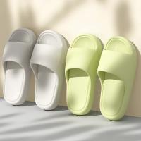 Zapatillas de casa sólidas de suela gruesa: toboganes interiores antideslizantes de verano para mujer, zapatillas de baño para hombres y mujeres - details 1
