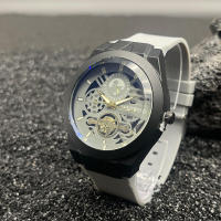 Reloj deportivo de cuarzo con correa de silicona y esqueleto de luz azul para hombre de nueva tendencia - details 2