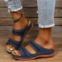 Nuevas zapatillas retro de gran tamaño con costuras antideslizantes, punta redonda, cuña cómoda, sandalias de una sola tira, zapatos de mujer - details 3