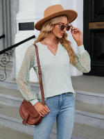 Camiseta holgada de manga larga para mujer, blusa informal de Color liso con costura de encaje y cuello en V, moda de primavera y otoño, 2023 - details 12