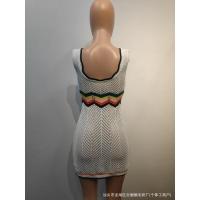 Vestido sin mangas calado de longitud media de punto arcoíris estilo bloque de color sin mangas para mujer - details 2