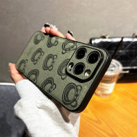 Funda de Teléfono de Cuero con Patrón Embossado de Winnie the Pooh y Perro Canino - details 0