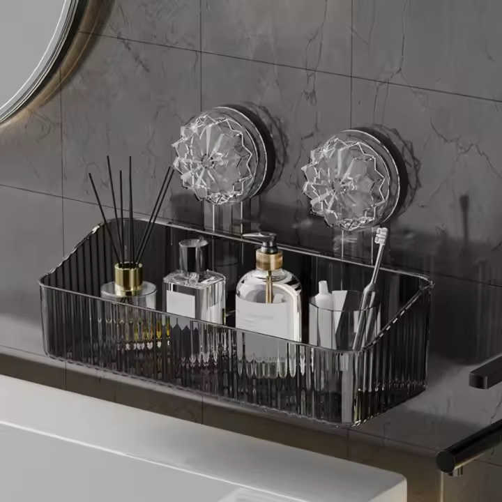 Estante con ventosa montado en la pared, estante de almacenamiento estable sin perforaciones, ahorro de espacio, fuerte capacidad de carga, cesta de drenaje para inodoro - 1