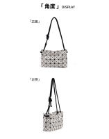 Bolso de tofu Nuevo bolso con cordón de diamantes geométricos Bolso de mensajero de hombro elegante y simple - details 8