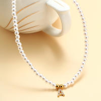 Imitación de perlas para mujeres, Pendientes de letra inicial con encanto de nombre de micro-inserción de circonita de moda Colla - details 12