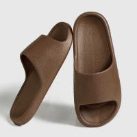 Zapatillas de mujer a la moda, Sandalias planas de verano, zapatillas de baño ligeras de EVA para el hogar, tobogán de interior para masaje para parejas, zapato de ducha 2024 - details 26