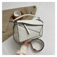 Bolso de mano con patrón de lichi, bandolera de hombro, gran capacidad, geométrico, rompecabezas francés, nuevo - details 4
