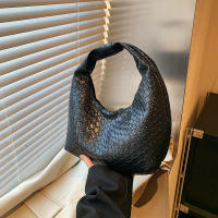 Bolso de hombro tejido en relieve para mujer, bolsa de mano de cuero PU suave, con asa superior pequeña, informal, para uso diario - details 3