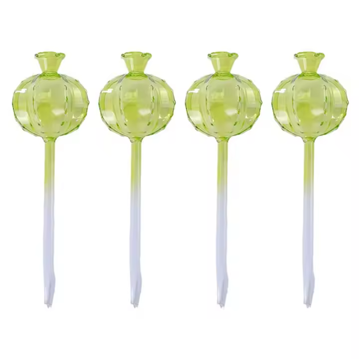 Globos de riego para plantas, paquete de 4, inserto de macetero de autorriego para plantas de interior y exterior, bombillas de riego automático para plantas - 1