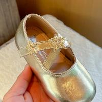 Zapatos de cuero para niñas, calzado de estilo princesa, fondo suave, antideslizante, informal, para fiesta de baile, Chic, novedad de otoño, 2024 - details 7