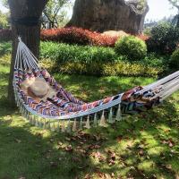 Columpio con Borlas de 200x150 CM para 2 Personas, Hamaca Portátil y Ancha para Exteriores, Antivuelco, Hamaca de Lona Jacquard con Borlas, Apta para Jardín, Bosque, Campo - details 5