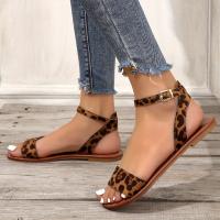 Sandalias planas con estampado de leopardo para mujer, zapatos con correa en el tobillo con punta abierta y una sola banda - details 3