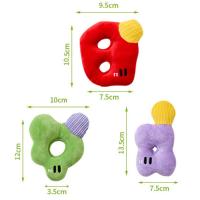 Divertido juguete para masticar para perros, juguete chirriante con forma de letra, resistente a mordeduras, juguetes de peluche para mascotas con sonido, juguete para masticar para aliviar el aburrimiento - details 0