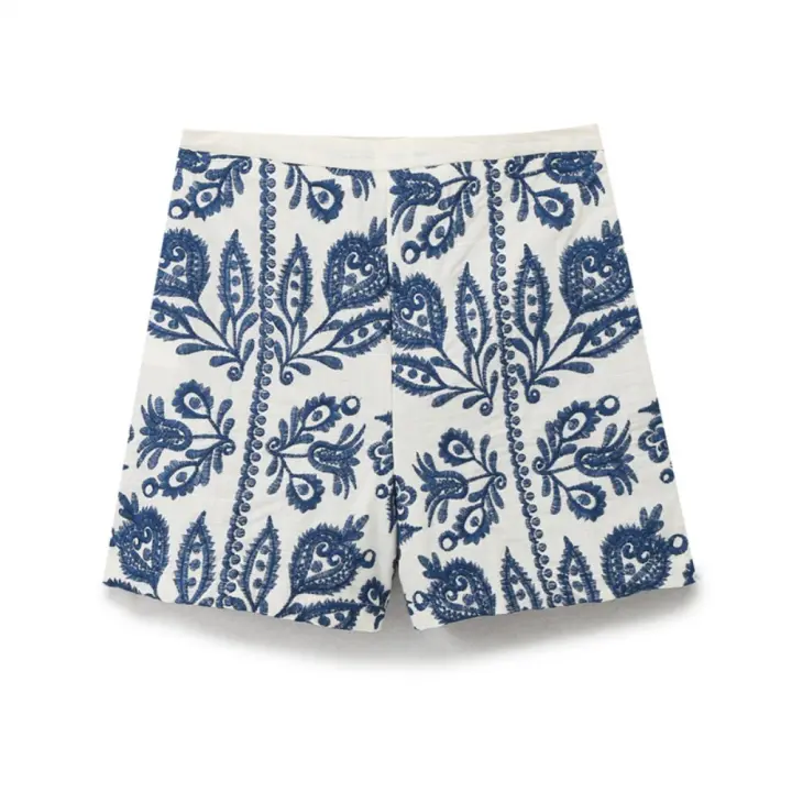 2025 primavera y verano nuevo estilo europeo y americano de las mujeres de la moda de la calle casual versátil pantalones cortos bordados de cintura alta 273 - 1