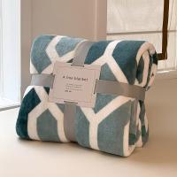 Manta de Lana de Estilo Geométrico en Blanco para Colchones y Sofá Reacciona con Impresión Gráfica Ideal para Cama Individual/Reina/Rey - details 0