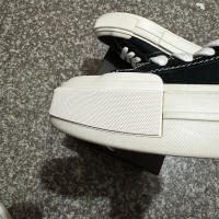 Zapatos de lona bajos de suela gruesa Pantalones cortos de aumento de altura para hombres y mujeres - details 9