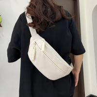 Riñonera versátil y sencilla con bolso de mensajero informal - details 0