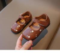 Zapatos de cuero para niños y niñas, zapatillas planas de princesa, versátiles, con flores dulces, fondo suave, antideslizantes, a la moda, novedad de otoño, 2024 - details 8