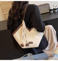 Bolso de Hombro Grande y Moderno para Mujer Nueva Tendencia 2025 Estilo Caliente en Bolsos y Viajes - details 7