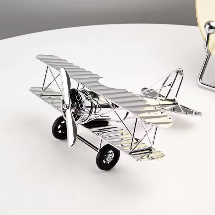 Modelo de Avión Plateado Lujo Ligero Europeo para Decoración del Hogar Personalizada - 1