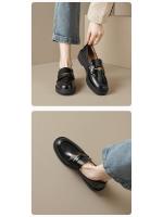 Mocasines de suela gruesa para mujer, estilo retro, negros, sin cordones, estilo universitario, de cuero, para otoño, 2025 - details 4
