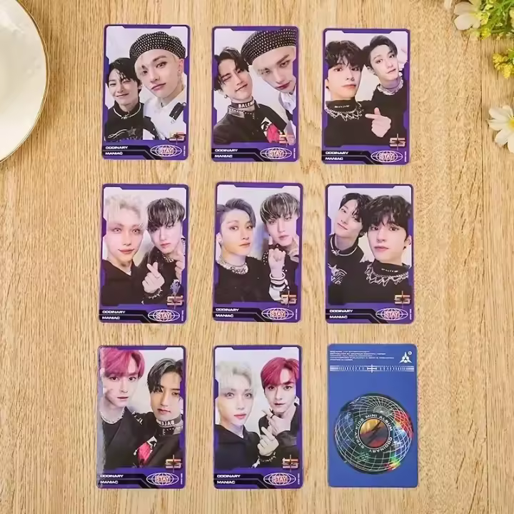Kpop Stray Mini álbum ODDINARY Tarjeta de foto doble para regalo STAY - 1