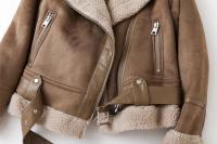 Chaqueta cálida de lana de cordero integrada de piel de ante, Otoño e Invierno - details 14