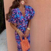 Vestido de Verano 2025 para Mujer Estampado Azul, Cuello en V, Ajuste Delgado, Envoltura de Cadera, Manga Corta - details 3