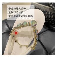 Nuevas Sandalias de Verano para Mujer 2025 Diamantes de Imitación, Estilo Playero, Viento, Moda, Talón Inclinado, Antideslizantes - details 14