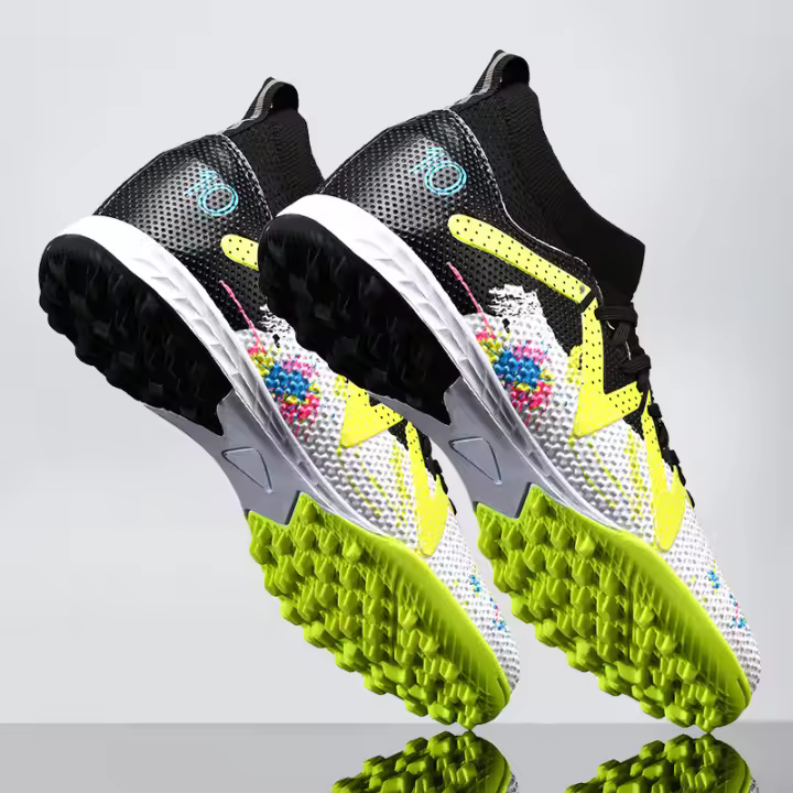 Nuevos zapatos de fútbol camuflaje de caña alta con tacos rotos, zapatos de entrenamiento profesional - 1