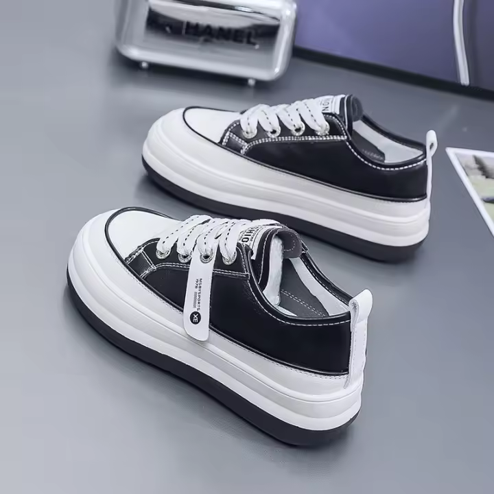 Zapatillas deportivas transpirables y ligeras para mujer, zapatos para estudiantes de suela gruesa, versátiles - 1