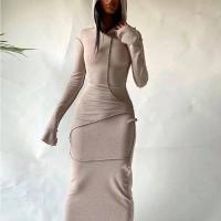 Sweetheart-ropa de calle a la moda para mujer, vestido largo negro con mangas y cinturón, artículos al por mayor para negocios, otoño e invierno, 2024 - details 13