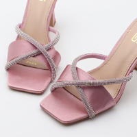 Sandalias sencillas con tacones de aguja y diamantes de imitación con punta cuadrada para uso exterior - details 13