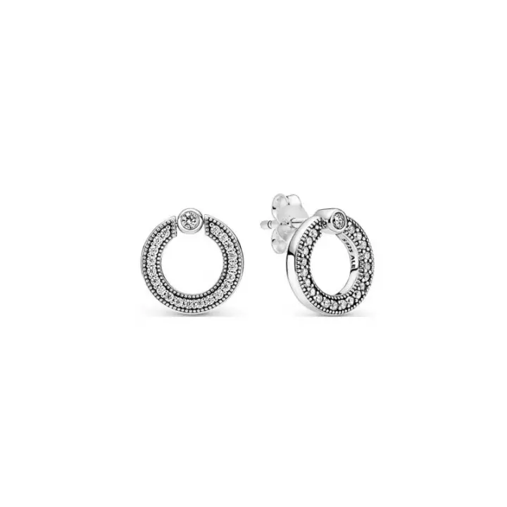 S Conjunto de pendientes y anillo de plata con diamantes sintéticos: una nueva colección brillante en la cara - 1