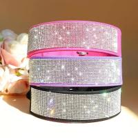 perro imitación suaves, Collar ancho cristal ostentoso mascotas, collares de gamuza con diamantes ustables para perros pequeños, - details 2