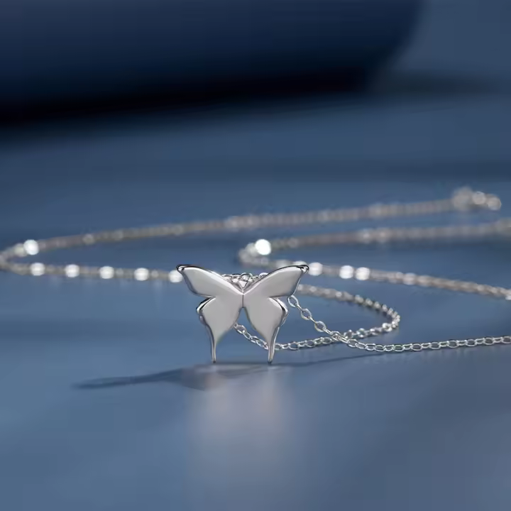 Collar de Mariposa de Plata Esterlina 925 Lujo Ligero para Mujer, Diseño de Alta Gama, Temperamento de Viento Frío Simple, Cadena de Clavícula, Cadena de Cuello - 1