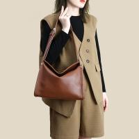 Bolsos Bolsos de mano de gran capacidad de cuero suave para mujer Bolsos de hombro versátiles para viajeros Bolsos de mensajero minimalistas - details 17