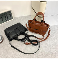 Bolso francés, bolso de mujer, nuevo bolso de cesta de verduras tejido de alta gama, bolso de mensajero de un solo hombro, tendencia. - details 32