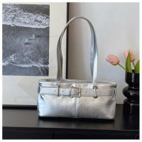 Bolso para axilas con textura premium, bolso de hombro portátil informal versátil de estilo simple para mujeres de moda - details 11