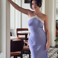 BUNO-Vestido largo sexi de satén con hombros descubiertos y cuello Halter, vestido veraniego de encaje estético con espalda descubierta y puntadas, bata elegante de fiesta para verano 2025 - details 5