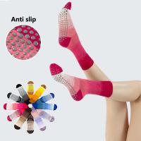 Calcetines de yoga transpirables de algodón de color degradado de cielo estrellado, calcetines deportivos antideslizantes, calcetines de pilates, calcetines de entrenamiento para baile y fitness - details 0