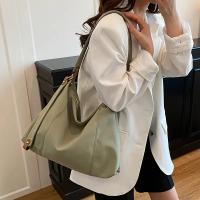 Bolso Cruzado de Nylon Ligero Versátil Accesorio de Moda con Cierre de Cremallera y Detalle de Ganchos Ideal para Comutería, Compras, Actividades al Aire Libre Monedero Pequeño con Correa Desmontable Blanco/Negro - details 8