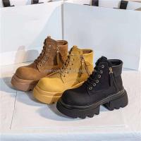 Suela gruesa de diseñador con logotipo de Dropshipping para mujer, botas cortas de cuero con aumento de altura - details 1