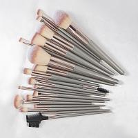 Set de 20 Piezas de Maquillaje de Champán Dorado Brochas Suaves para Base y Sombras de Ojos - details 3